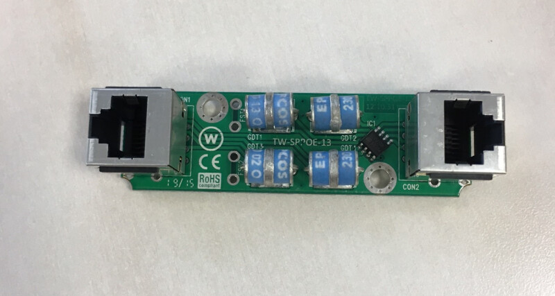 TW-SPPOE-V scaricatore per RACK connector reverse